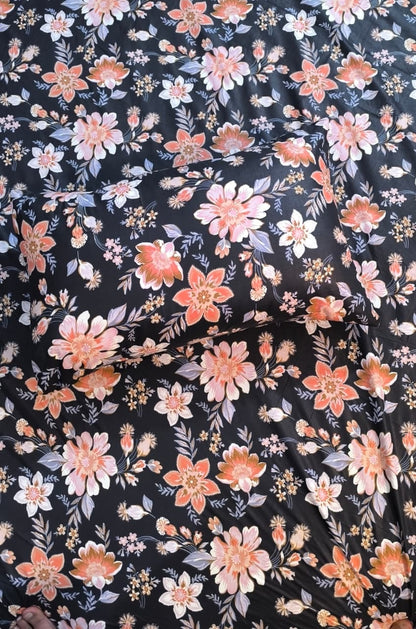 SM-116: Cotton Bedsheet with 4 Pillows