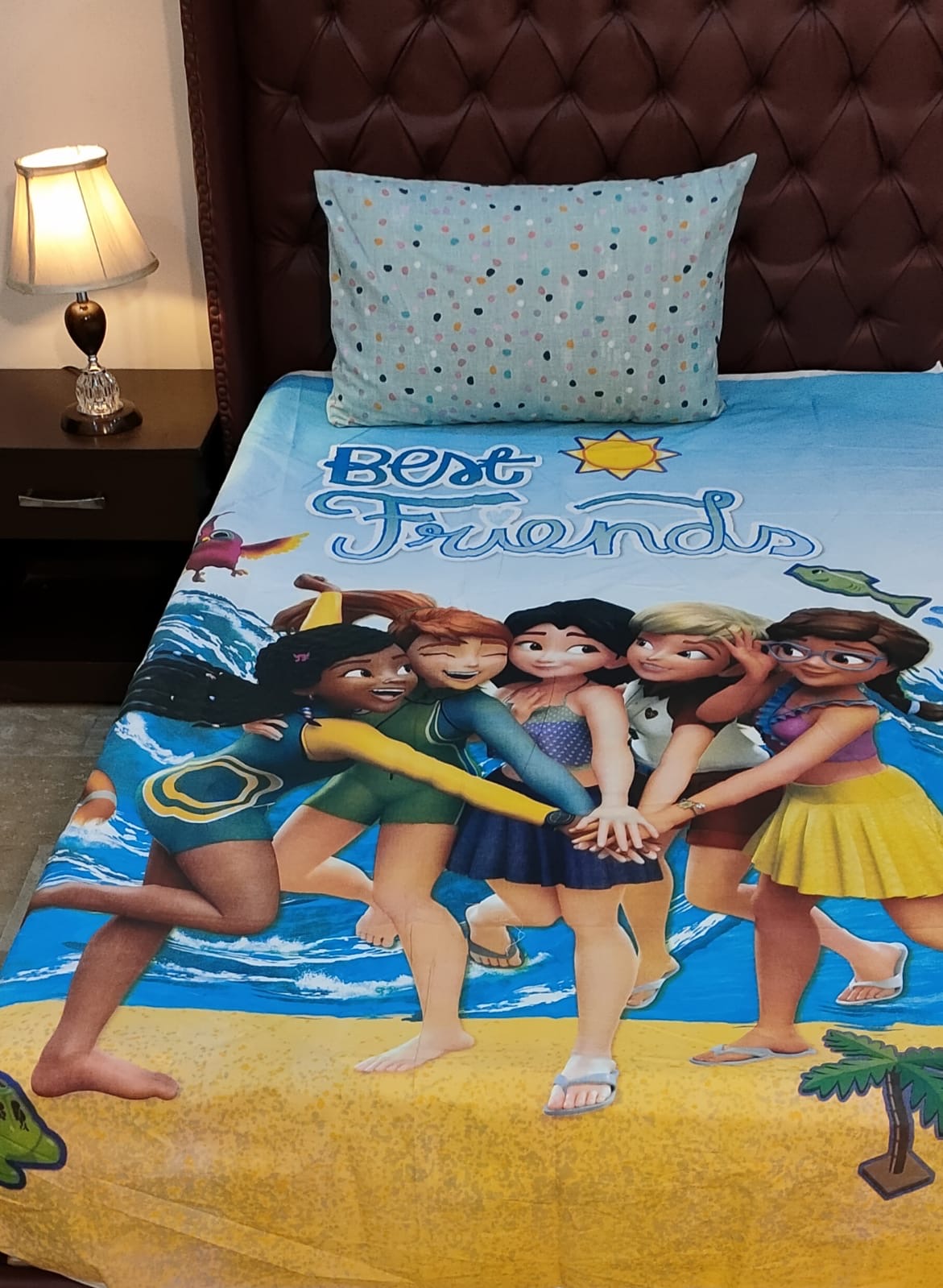 AU-065: Kids Bedsheet Set
