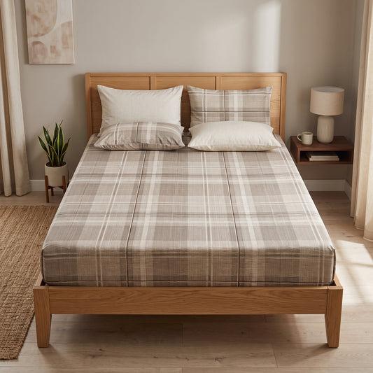 SM-112: Cotton Bedsheet with 4 Pillows