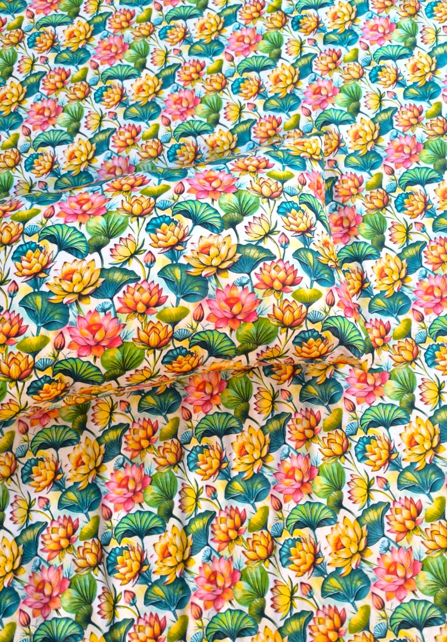 SM-125: Cotton Bedsheet with 4 Pillows