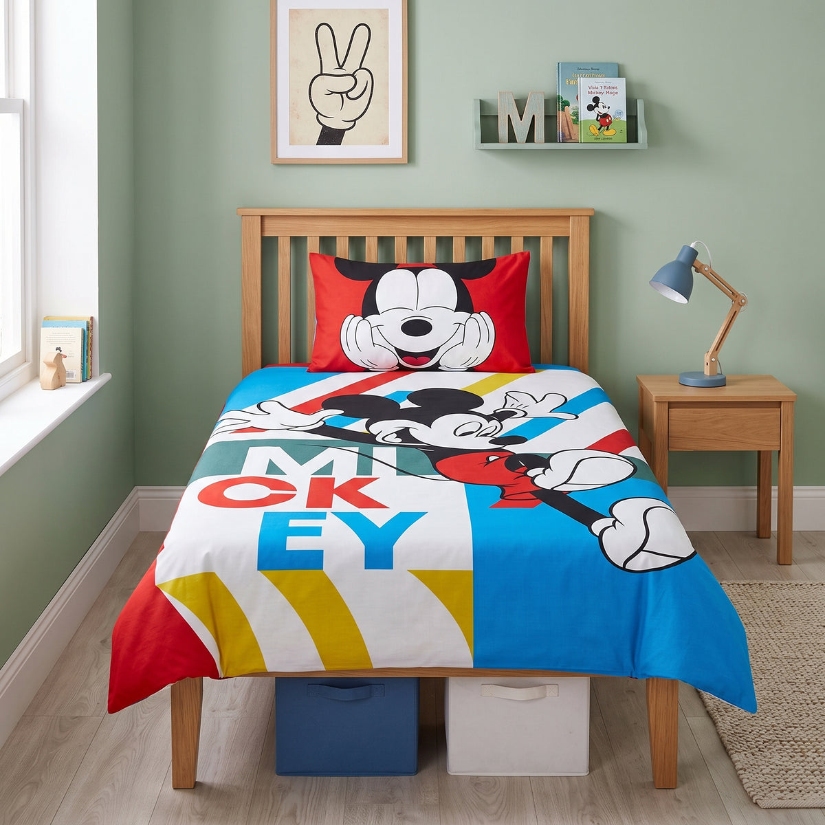 AU-051: Kids Bedsheet Set