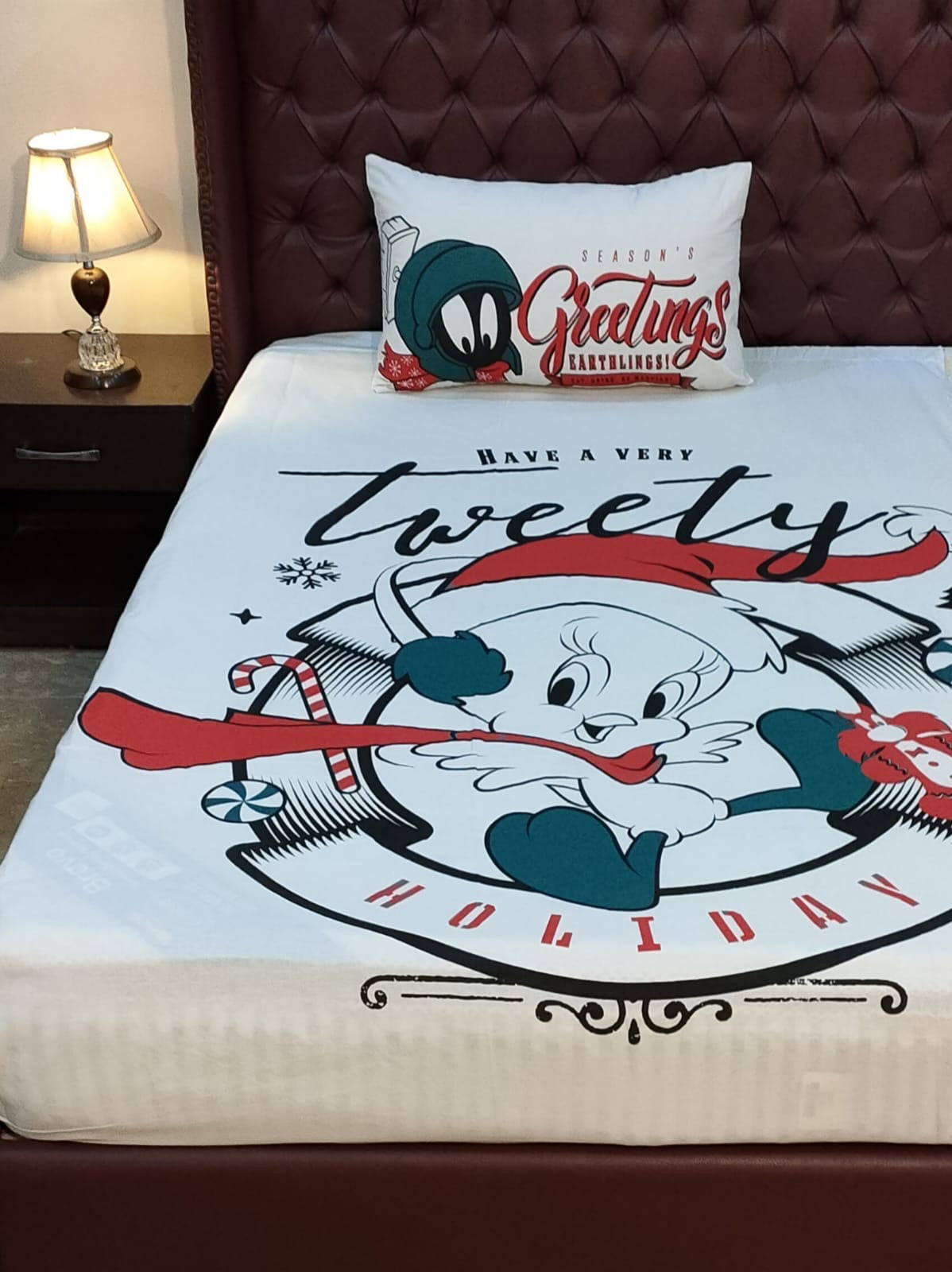 AU-066: Kids Bedsheet Set