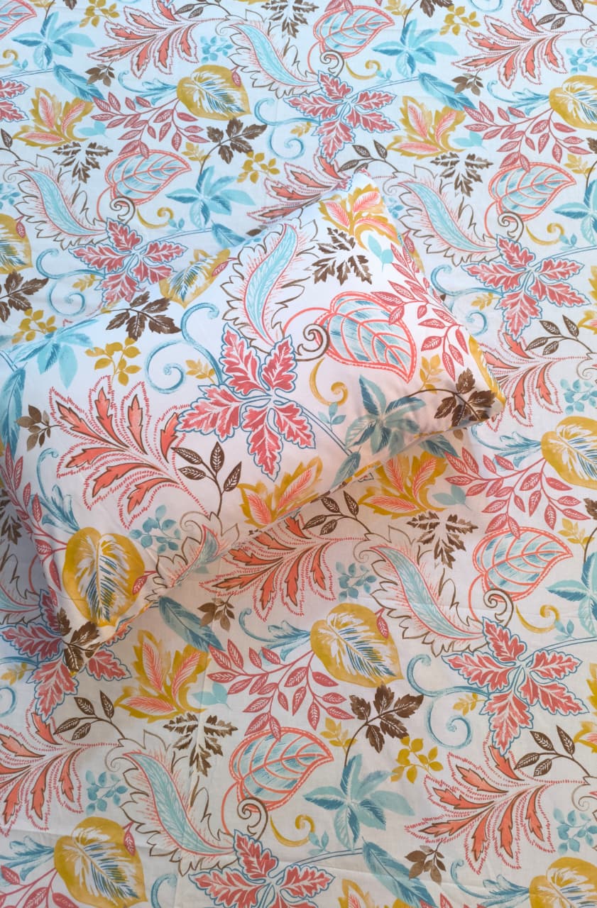 SM-123: Cotton Bedsheet with 4 Pillows